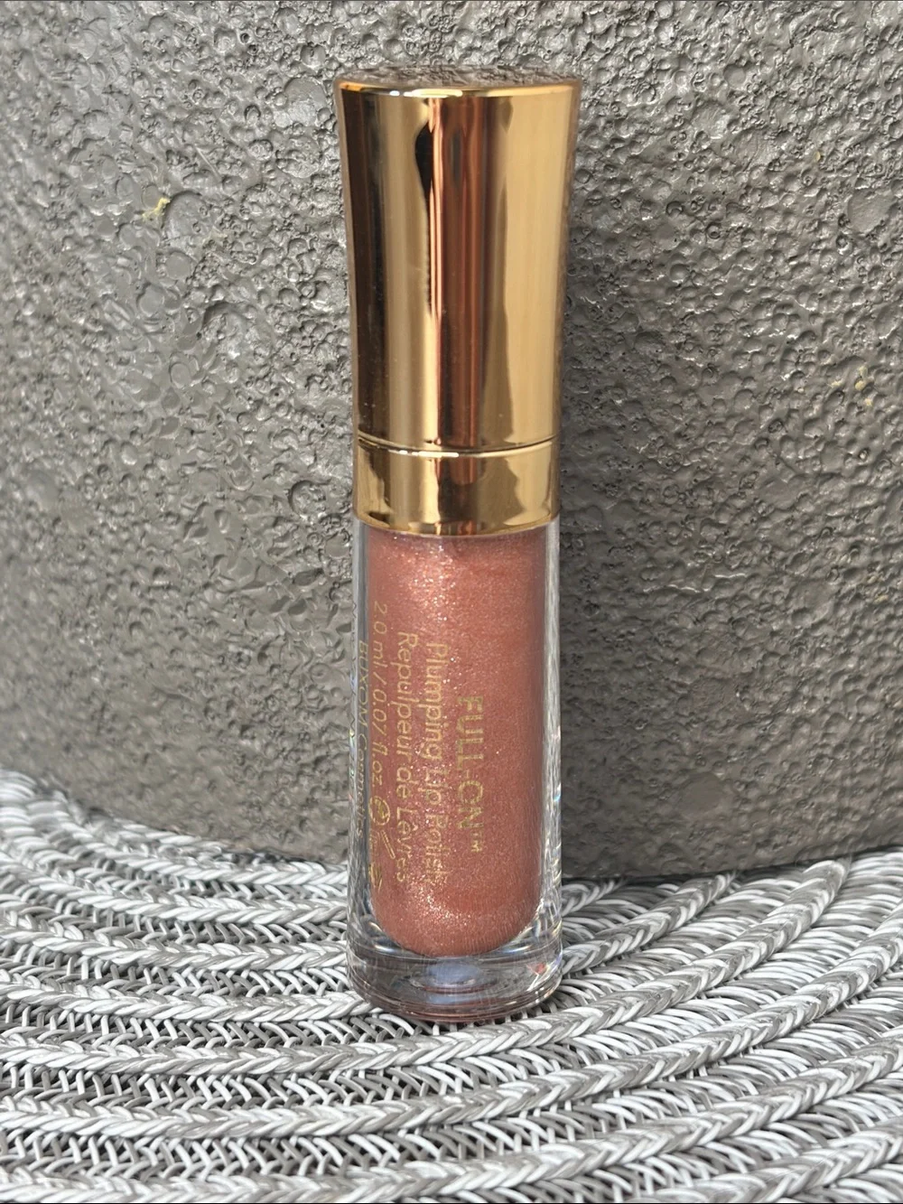 ❤️$9 NWT Buxom Full On Plumping Lip Polish Shade Sarina 2ml